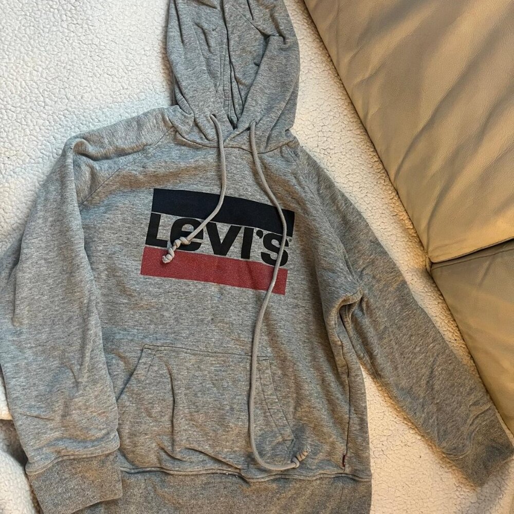 Levi's hoodie